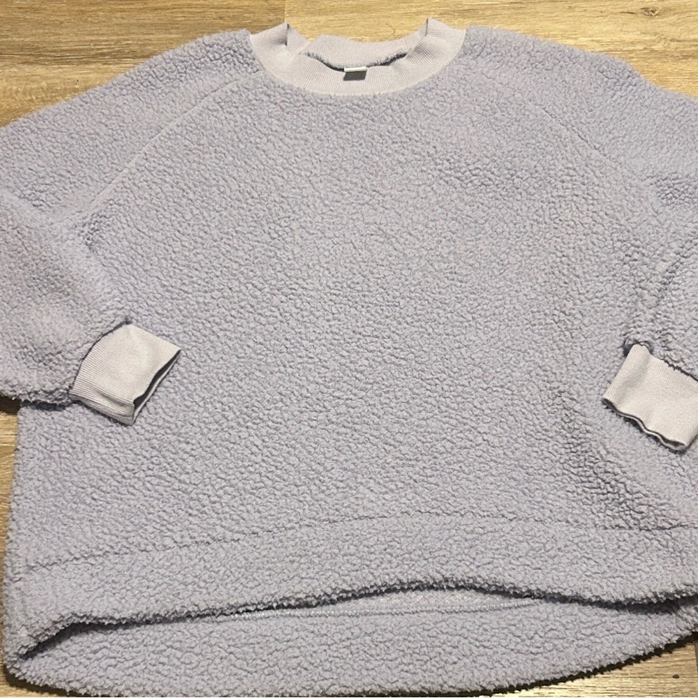 Old Navy Light Purple Women's Crew Neck Sweater💥